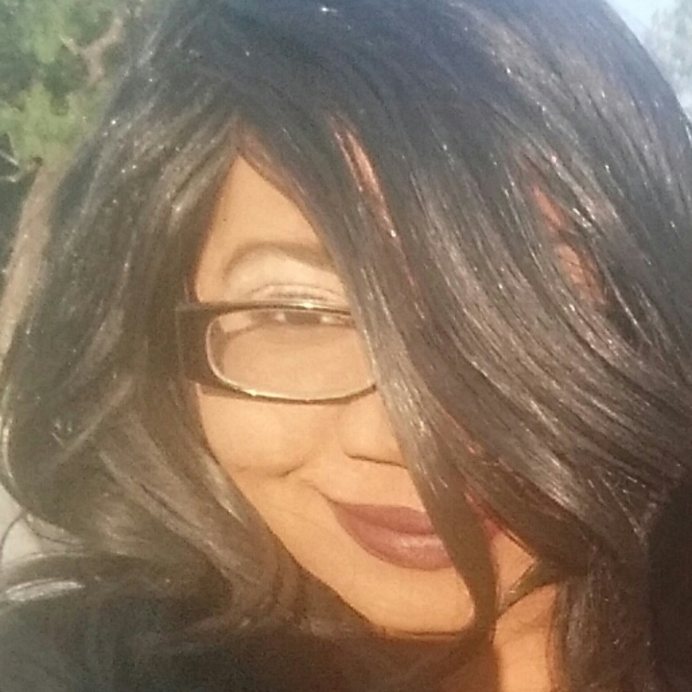 Meet your Posher, Alisha